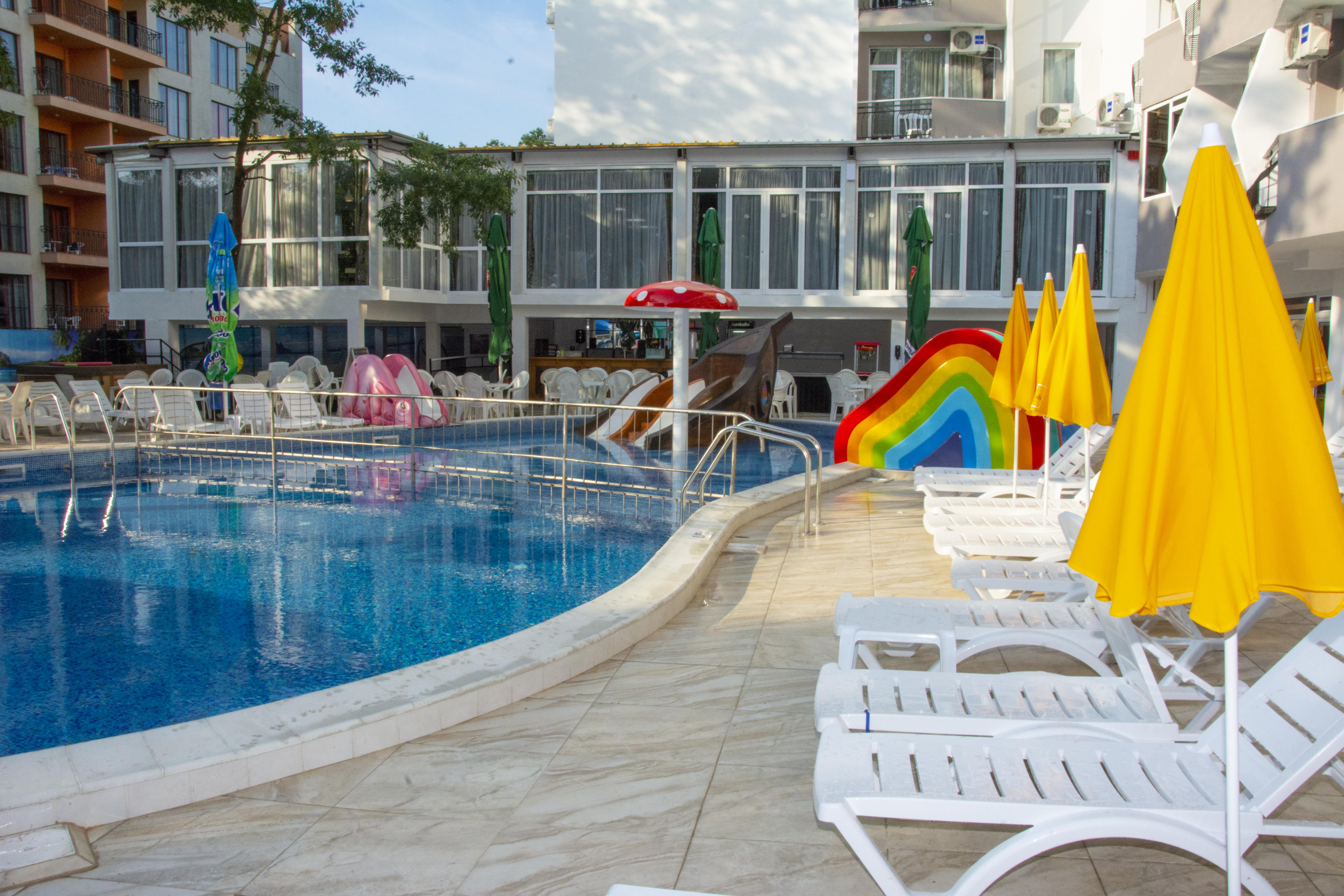 Prestige Deluxe Hotel Aquapark Club Golden Sands Bagian luar foto